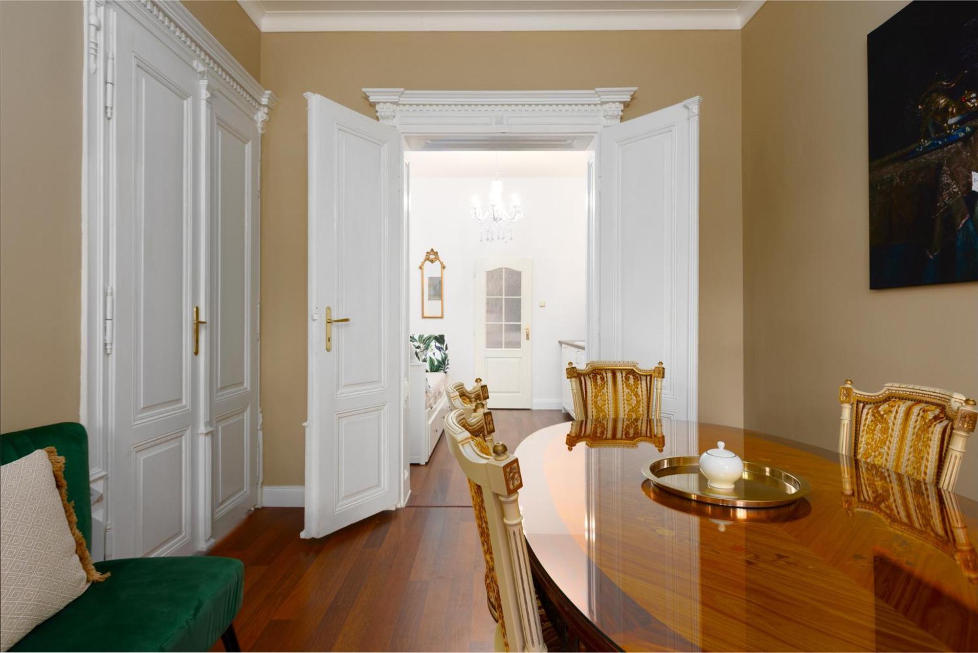 Rezidence Makart Apartment Karlovy Vary Exterior photo